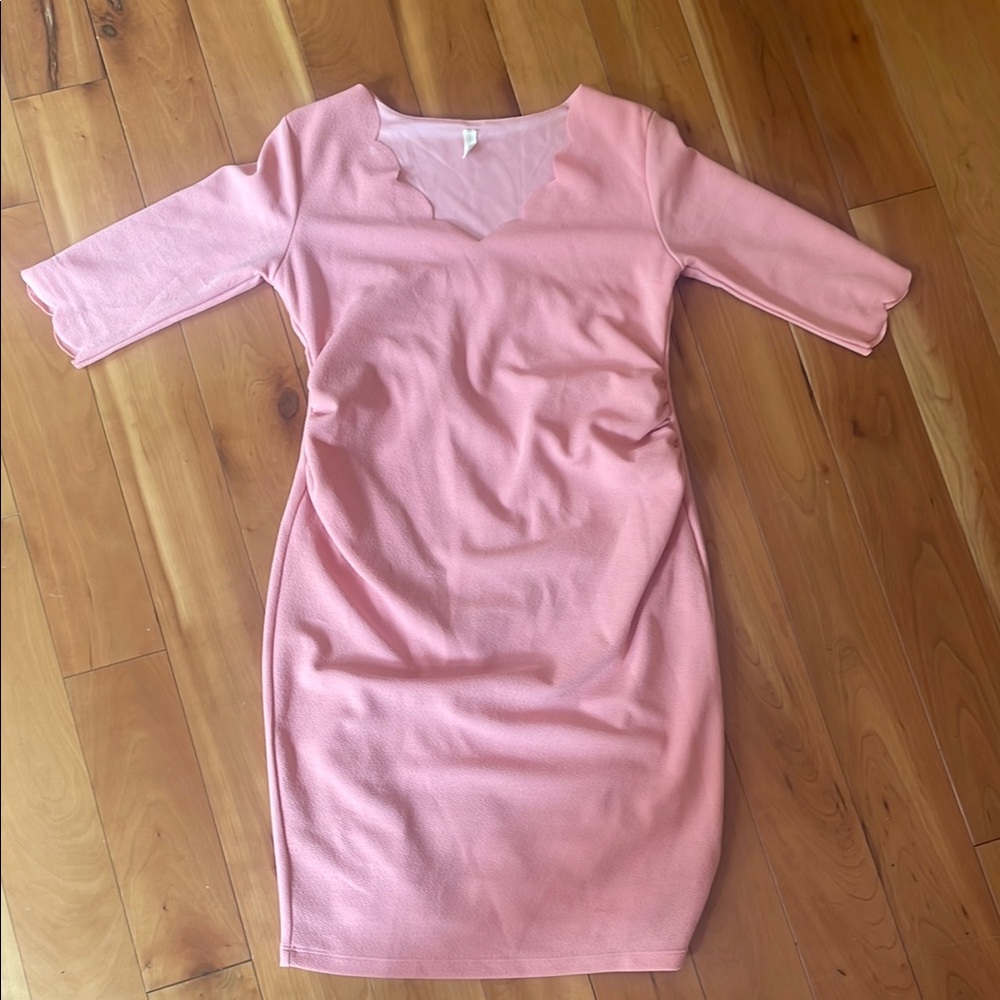 Maternity scalloped Dress